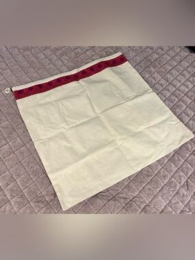 Tory Burch Large Cream Dust Bag with Geometric Band and Gold Tag